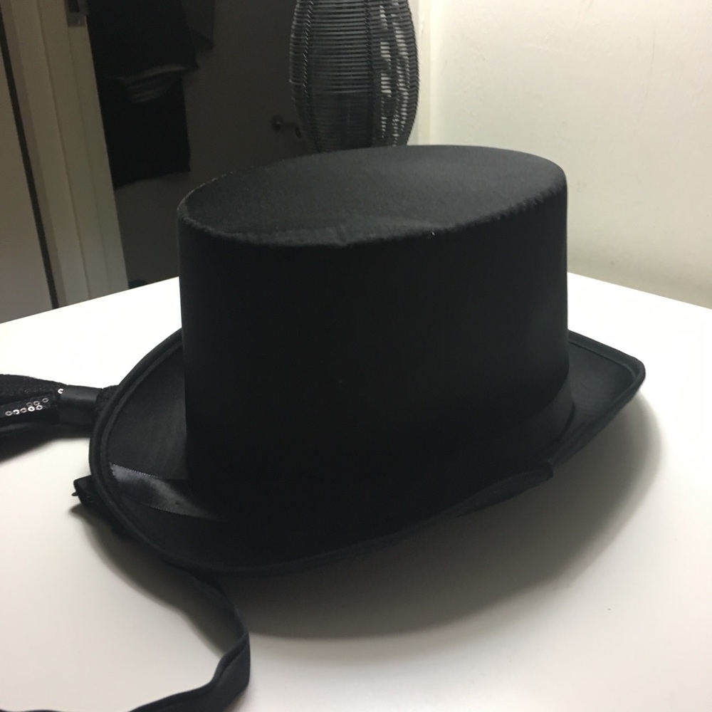 Magician hat